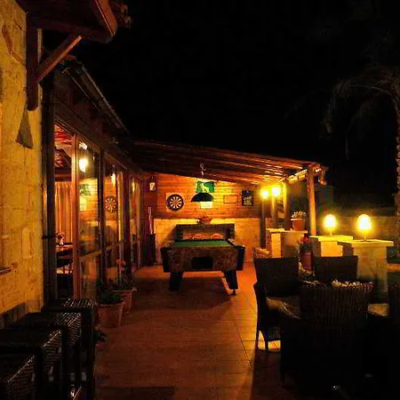 Aparthotel Danelis & Malia
